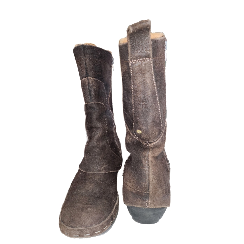 Merrell Brown Winter Boots with Suede Finish - Picture 5 of 8